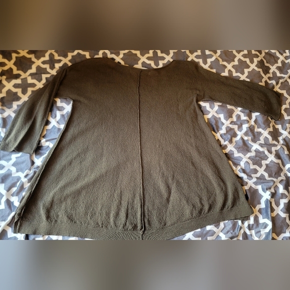 Anthropologie Sparrow Olive Green 3/4 Sleeve Light Knit Top Sz Small - Picture 7 of 10